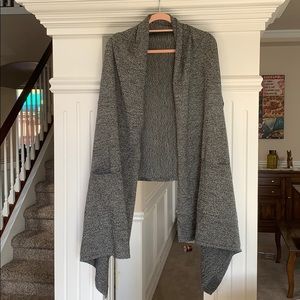 ONE SIZE Lululemon wrap sweater